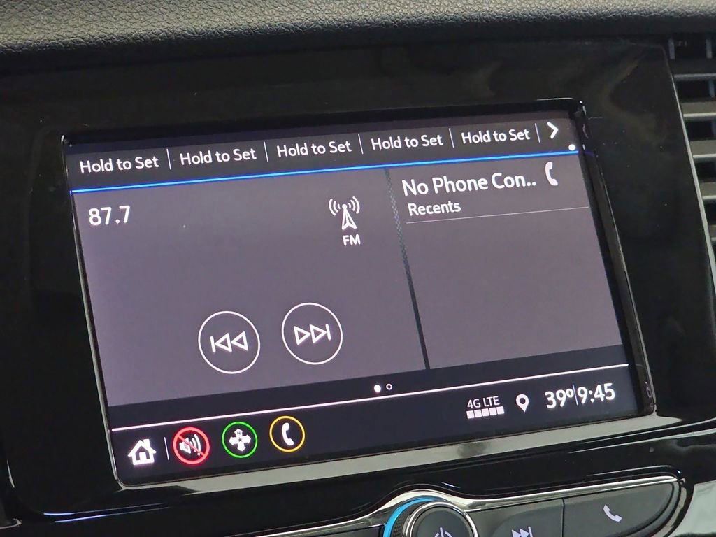 Used 2022 Buick Encore Preferred w/ Safety Package AWD/4WD image 19