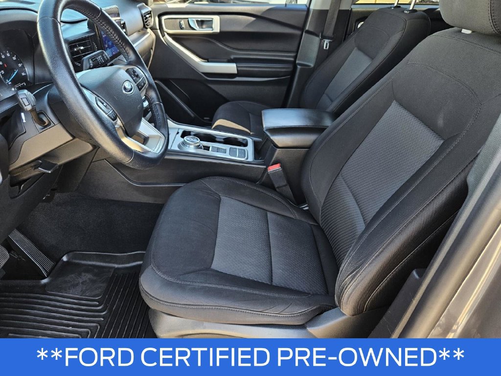 Certified 2022 Ford Explorer XLT RWD image 16