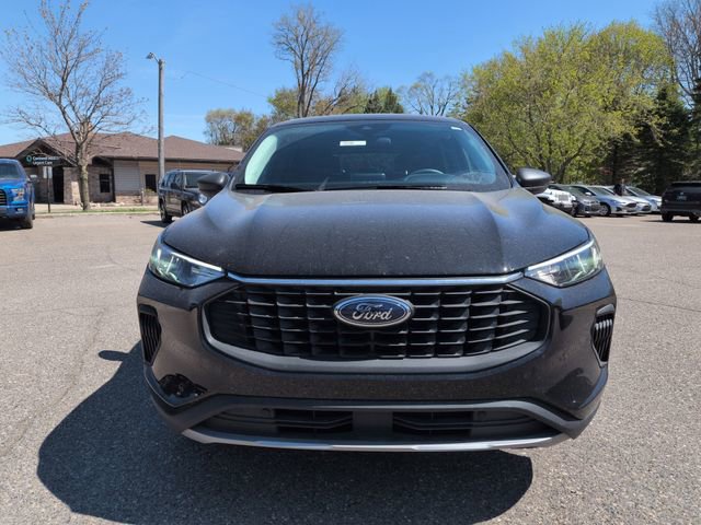 Certified 2023 Ford Escape Active AWD/4WD image 2