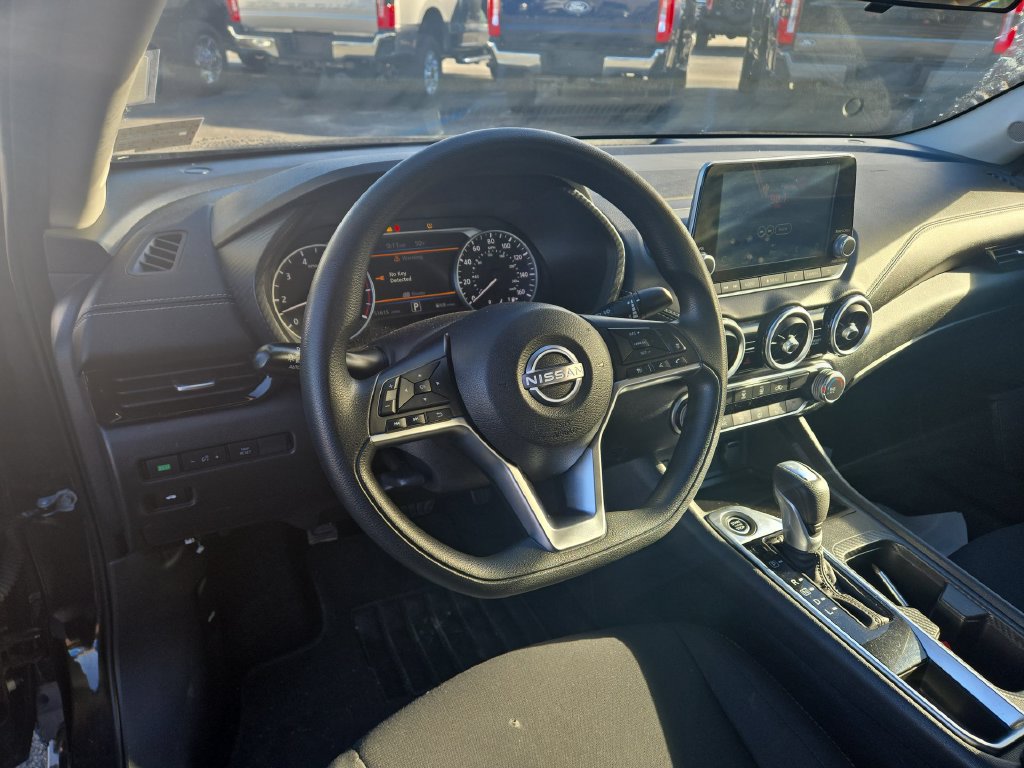 Used 2024 Nissan Sentra SV FWD image 7