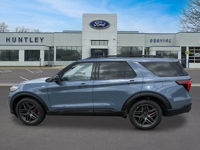 Certified 2025 Ford Explorer ST-Line w/ Premium Package AWD/4WD image 7