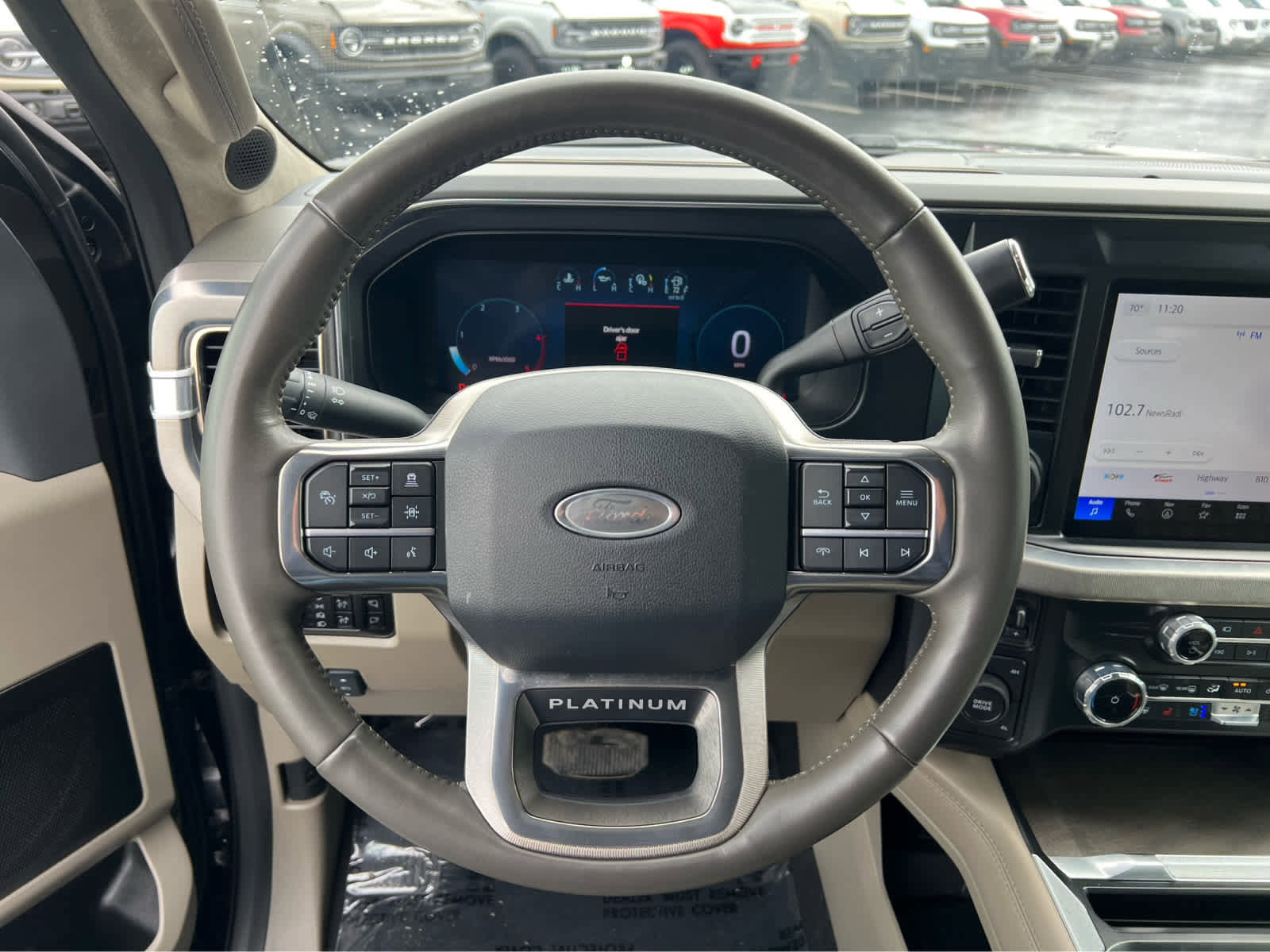 Certified 2025 Ford F450 Platinum w/ Platinum Plus Package AWD/4WD image 37