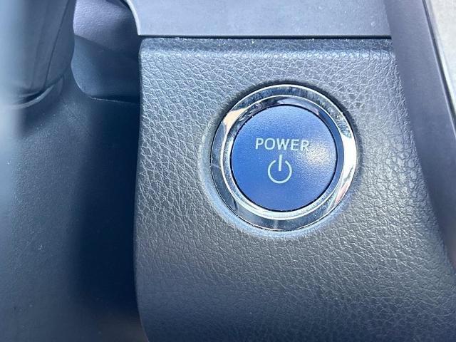 Used 2022 Toyota Camry XSE FWD image 31