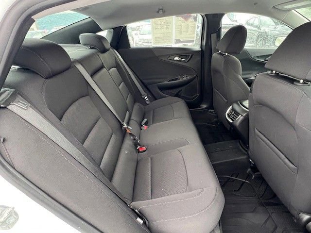 Used 2020 Chevrolet Malibu LT image 14