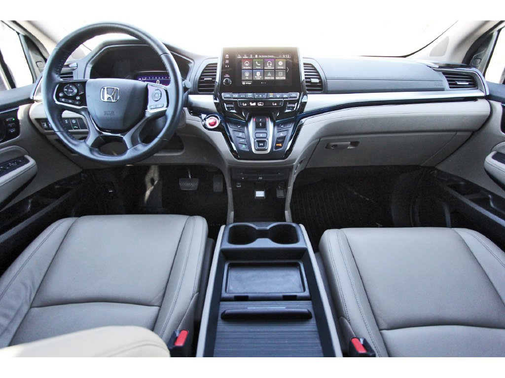 Used 2023 Honda Odyssey Touring image 10
