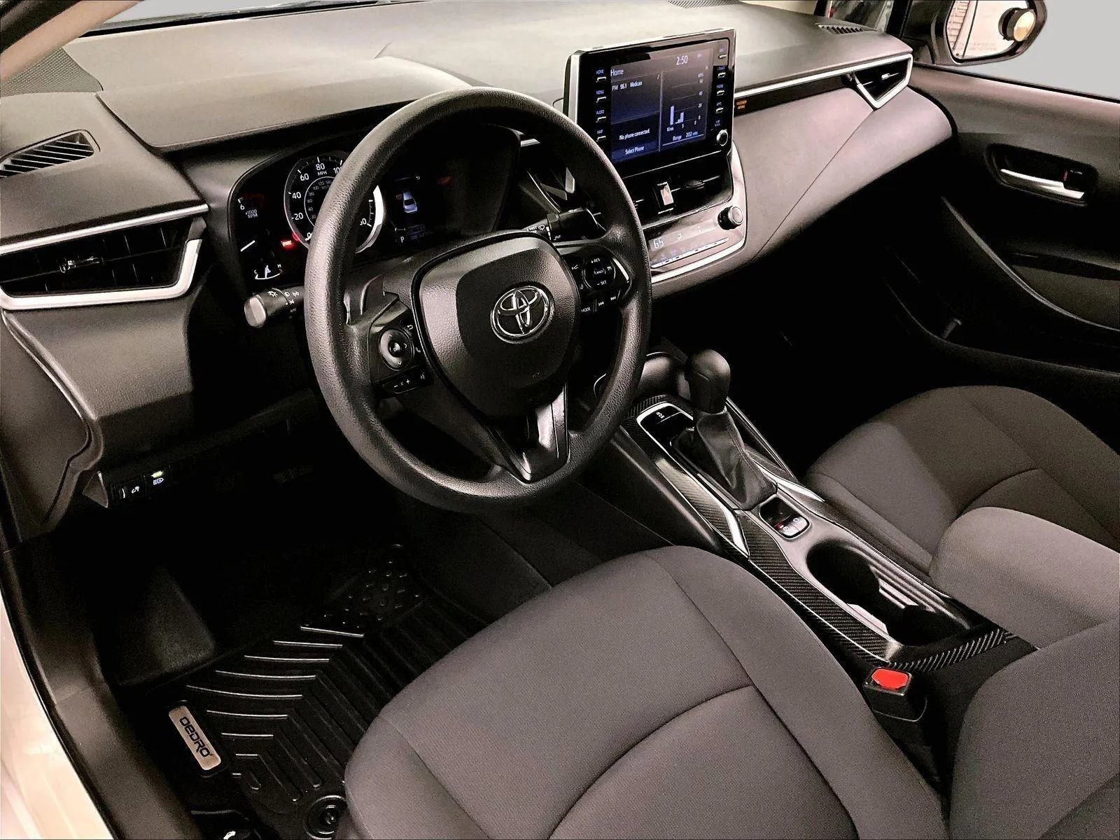 Used 2020 Toyota Corolla LE FWD image 12
