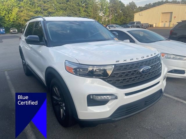 Certified 2022 Ford Explorer XLT w/ Equipment Group 202A AWD/4WD image 3