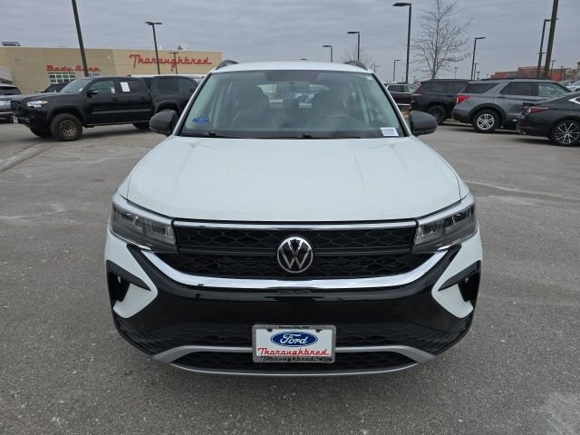 Used 2022 Volkswagen Taos S image 8