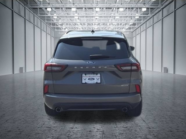 Certified 2024 Ford Escape ST-Line AWD/4WD image 7