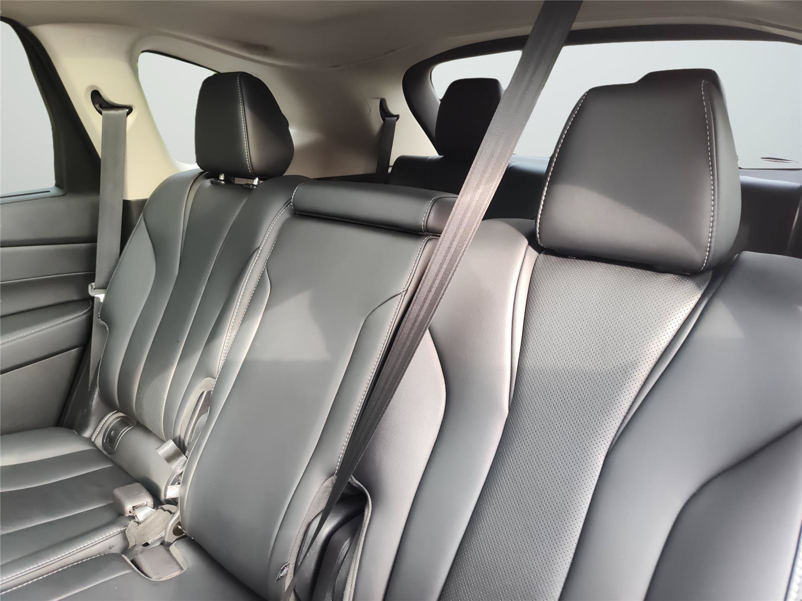 Used 2024 Acura MDX SH-AWD w/ Technology Package image 23