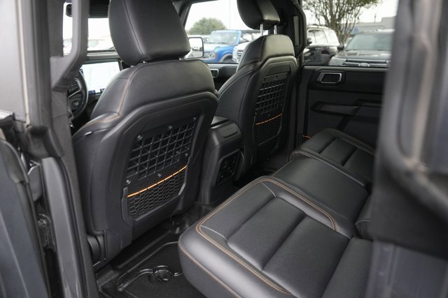 Certified 2024 Ford Bronco Badlands image 11