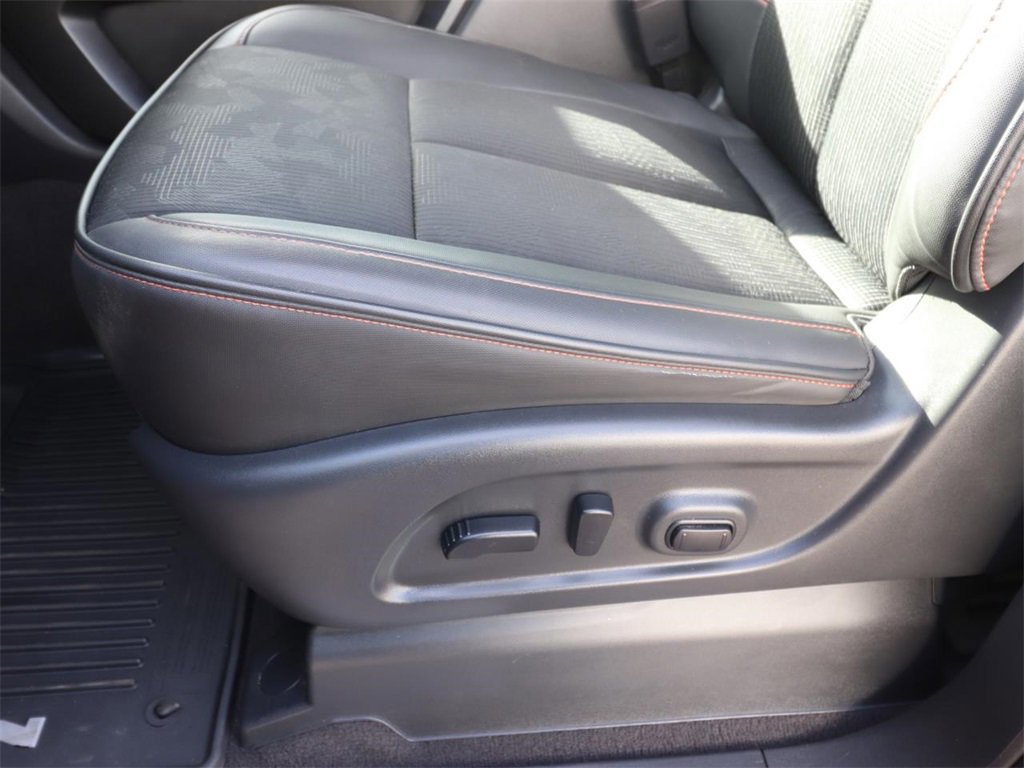 Used 2021 Nissan Titan PRO-4X w/ Off Road Protection Package image 16