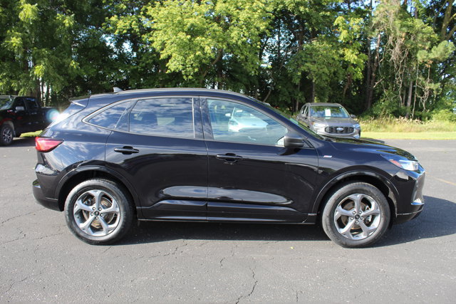 Certified 2024 Ford Escape ST-Line AWD/4WD image 14