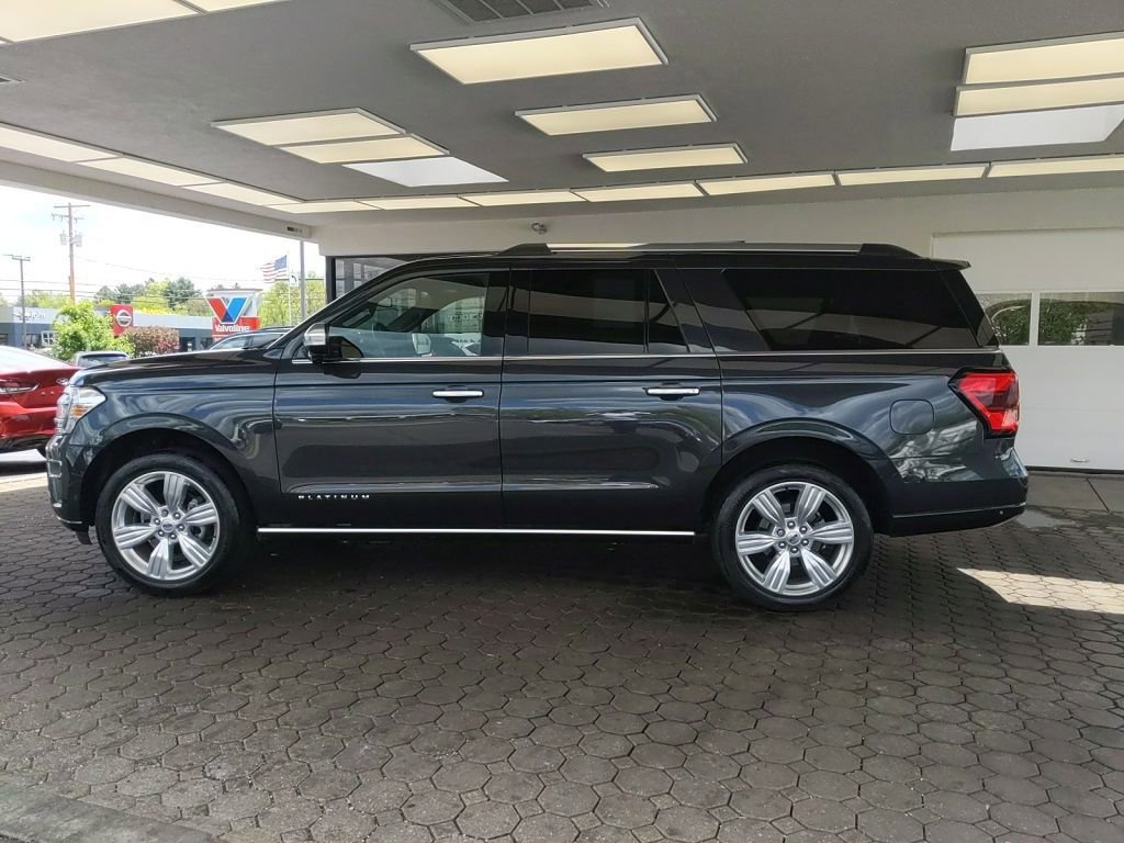 Certified 2024 Ford Expedition Max Platinum AWD/4WD image 11