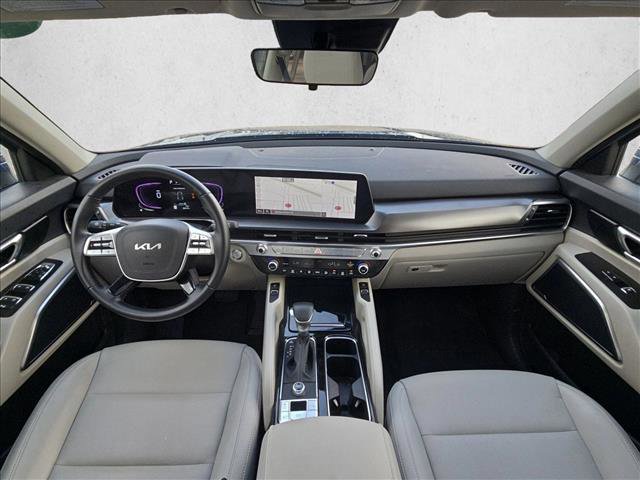 Used 2025 Kia Telluride S FWD image 17