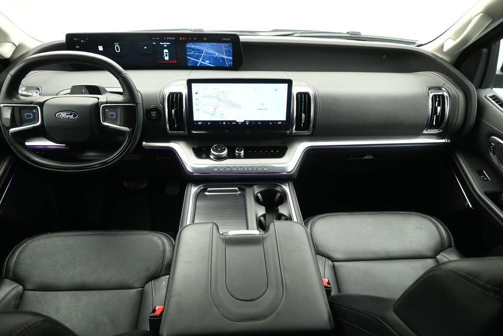 Certified 2025 Ford Expedition Platinum AWD/4WD image 20