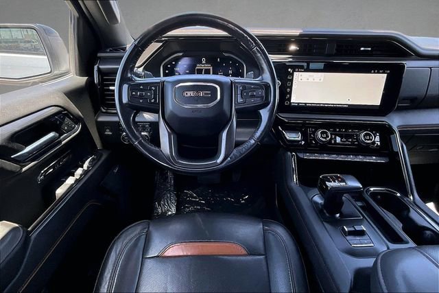 Used 2022 GMC Sierra 1500 AT4 w/ AT4 Premium Package AWD/4WD image 5