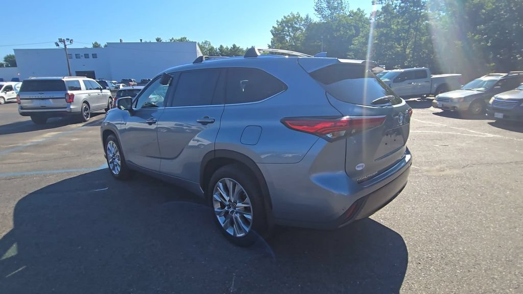 Used 2020 Toyota Highlander Limited AWD/4WD image 18
