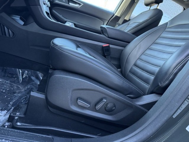 Certified 2024 Ford Edge SEL w/ Convenience Package image 13