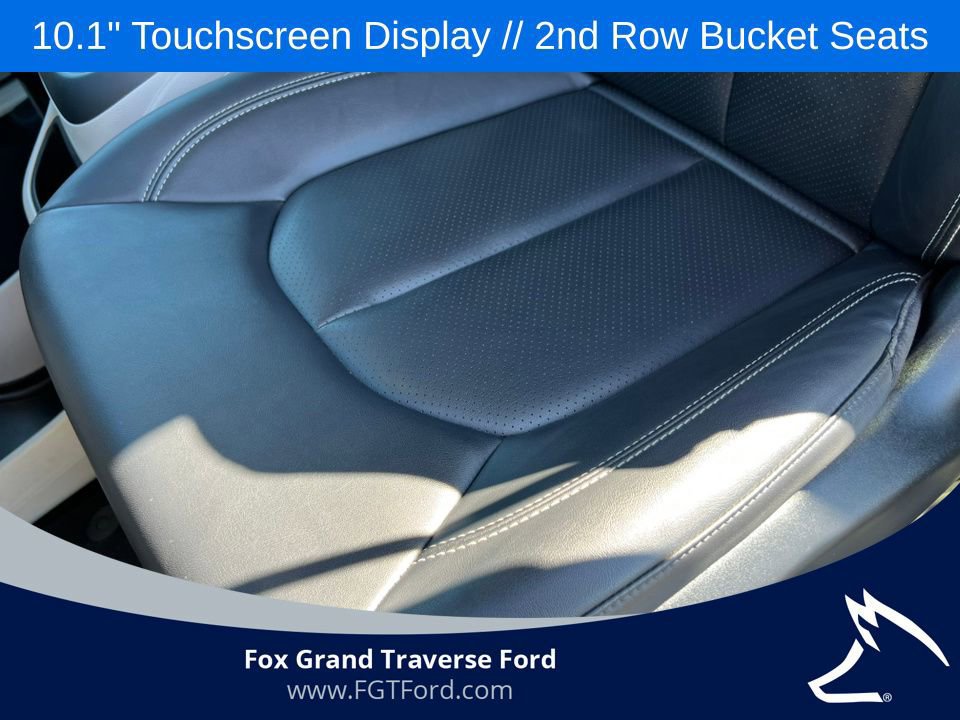 Used 2024 Chrysler Pacifica Touring-L image 15