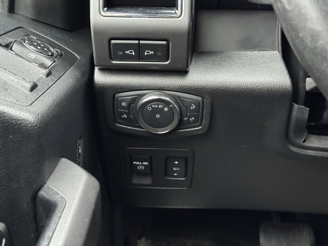 Certified 2020 Ford F150 XLT w/ Equipment Group 302A Luxury image 31