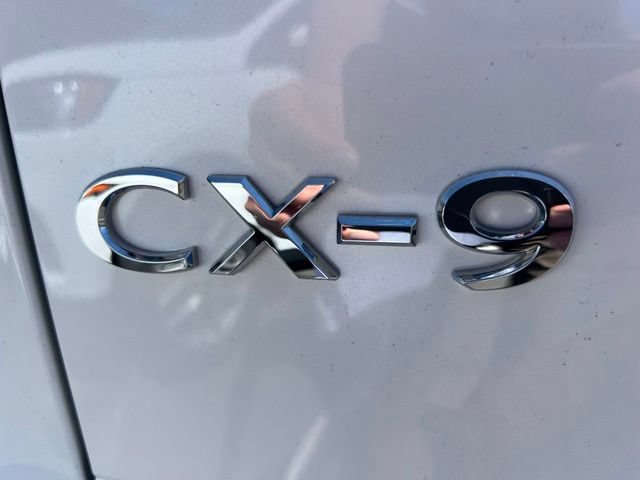 Used 2021 MAZDA CX-9 Touring w/ Touring Premium Package FWD image 8