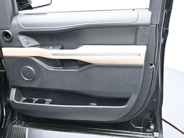 Certified 2023 Ford Expedition Limited RWD image 31