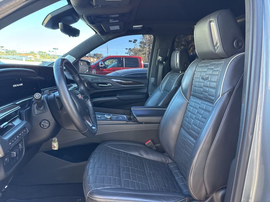 Used 2023 Cadillac Escalade Sport Platinum image 8