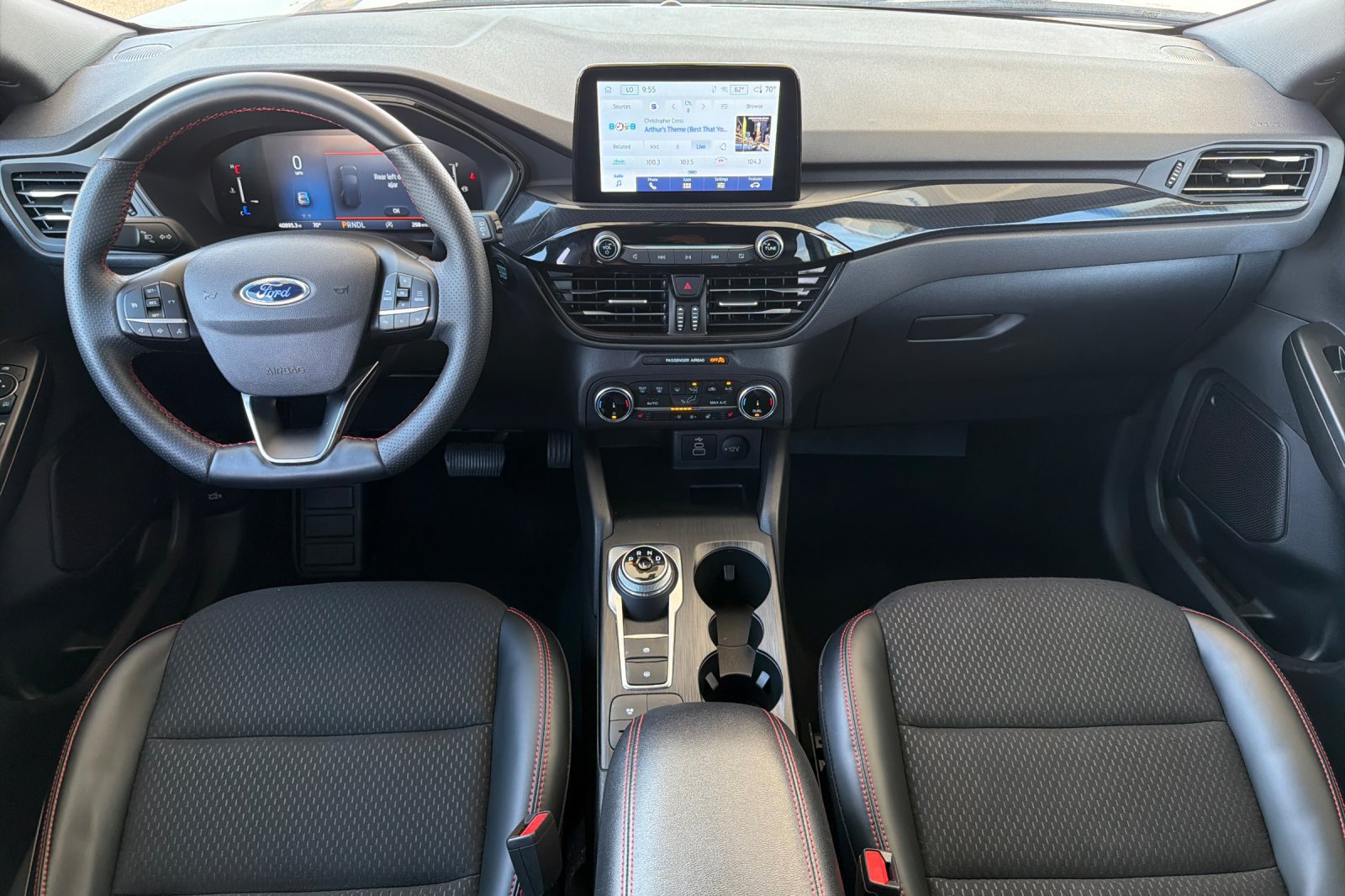 Certified 2025 Ford Escape ST-Line Select AWD/4WD image 15