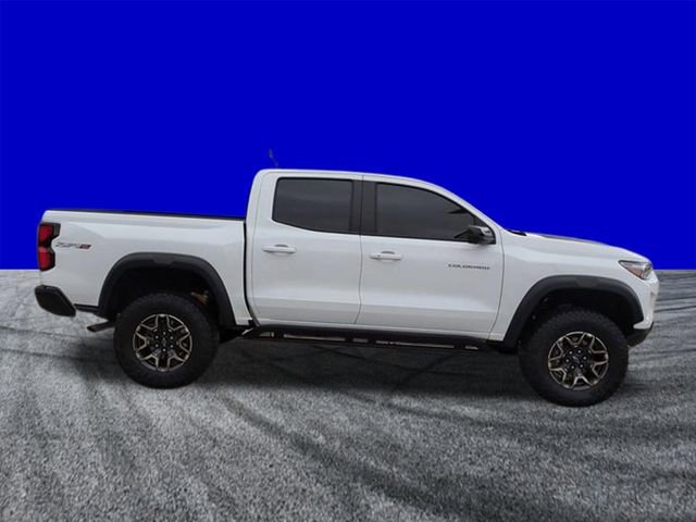 Used 2023 Chevrolet Colorado ZR2 w/ ZR2 Convenience Package III image 6