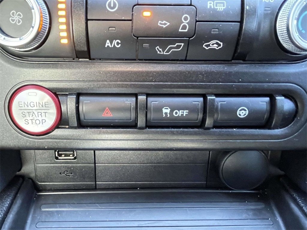 Certified 2019 Ford Mustang GT w/ Black Accent Package image 21