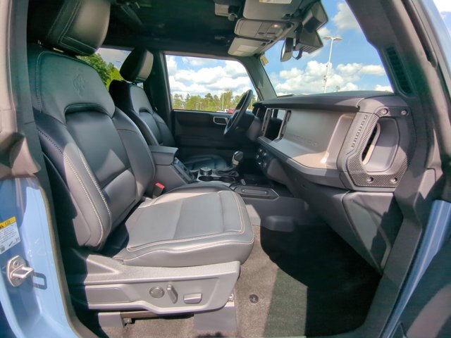 Certified 2025 Ford Bronco Outer Banks AWD/4WD image 35