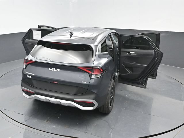 Used 2025 Kia Sportage LX AWD/4WD image 23