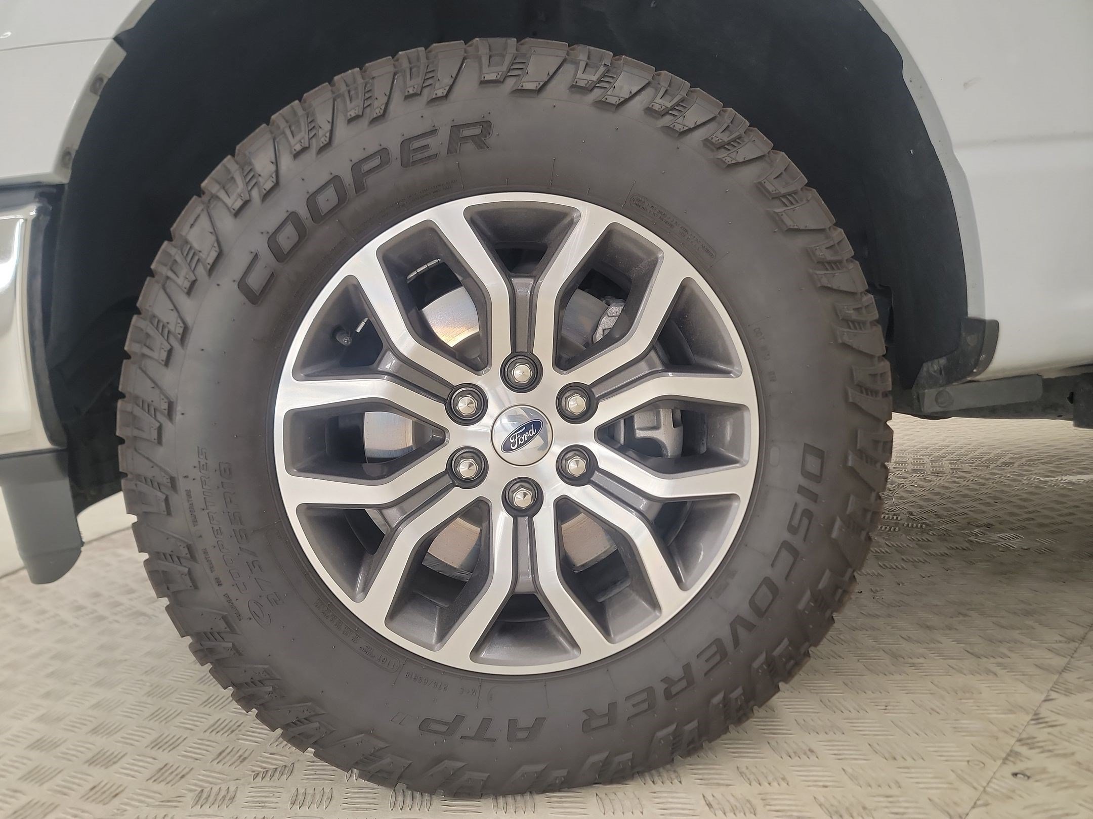 Certified 2022 Ford F150 Lariat w/ Trailer Tow Package AWD/4WD image 10