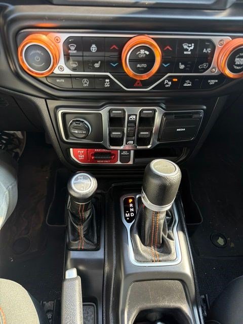 Used 2021 Jeep Gladiator Mojave AWD/4WD image 21