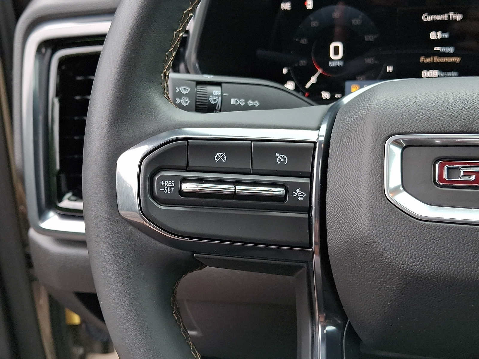Used 2024 GMC Canyon AT4 AWD/4WD image 22