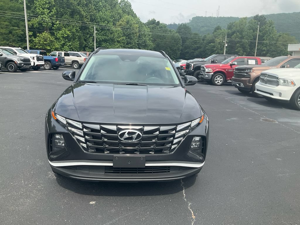Used 2023 Hyundai Tucson SEL FWD image 2