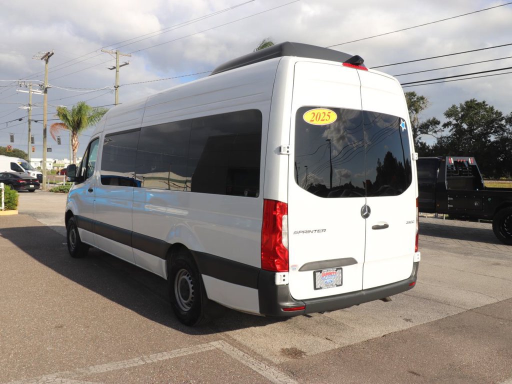Used 2025 Mercedes-Benz Sprinter 2500 image 8