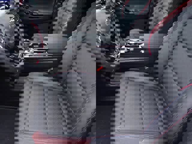 Used 2025 Chevrolet Equinox RS w/ Safety and Technology Package image 6