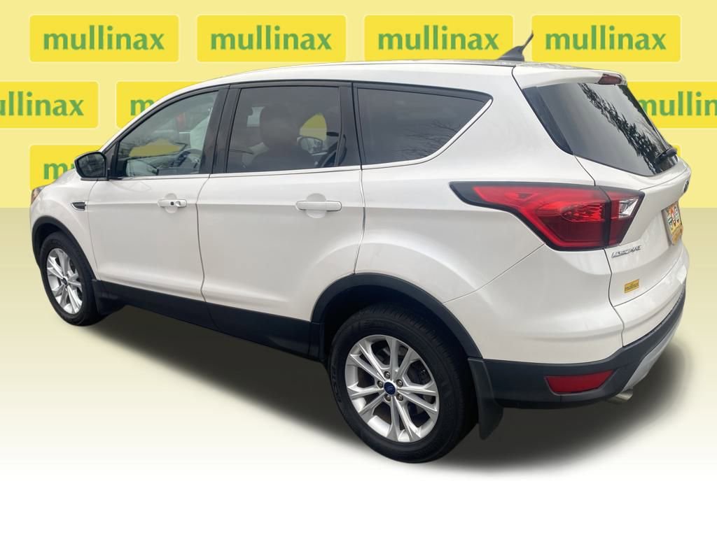 Certified 2019 Ford Escape SE image 11