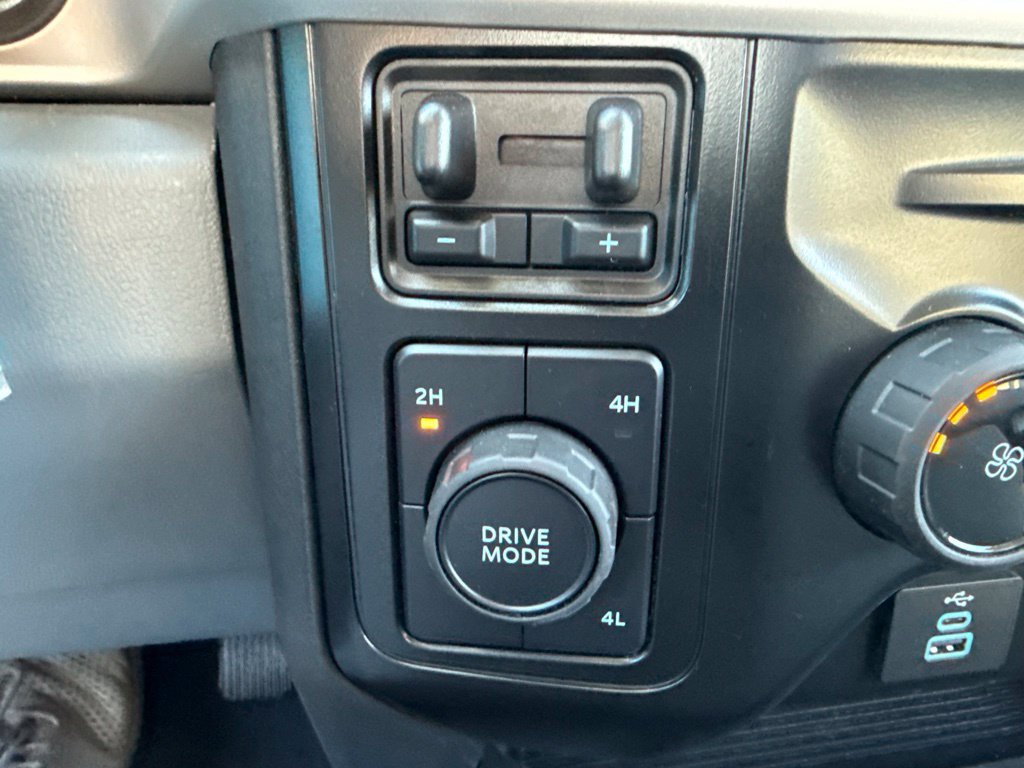 Certified 2026 Ford F250 XLT AWD/4WD image 26