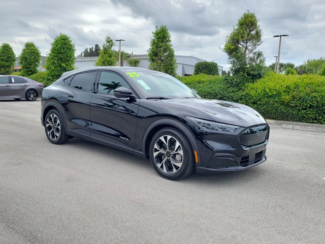 Certified 2025 Ford Mustang Mach-E Select RWD image 10