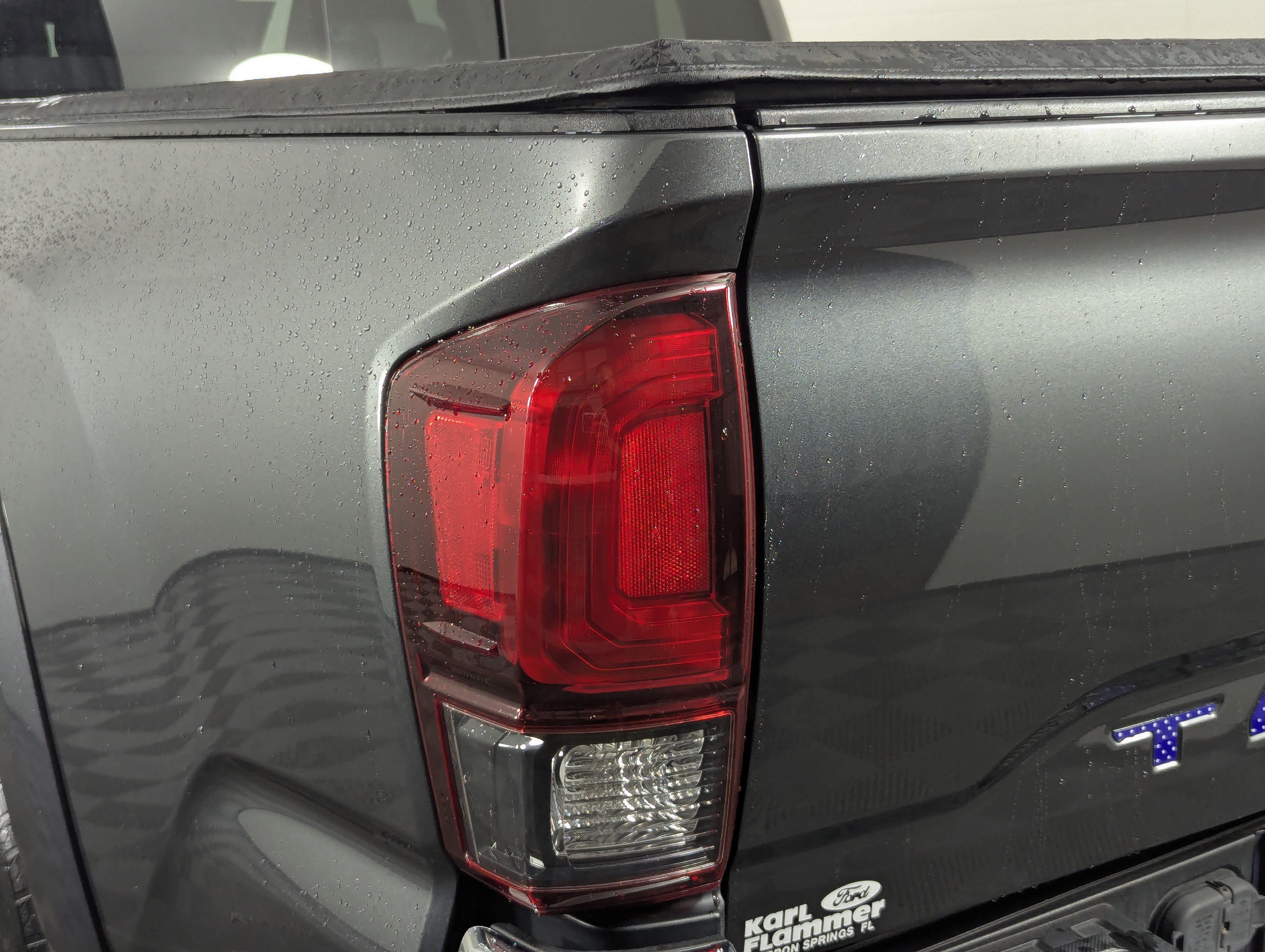 Used 2019 Toyota Tacoma SR5 RWD image 11