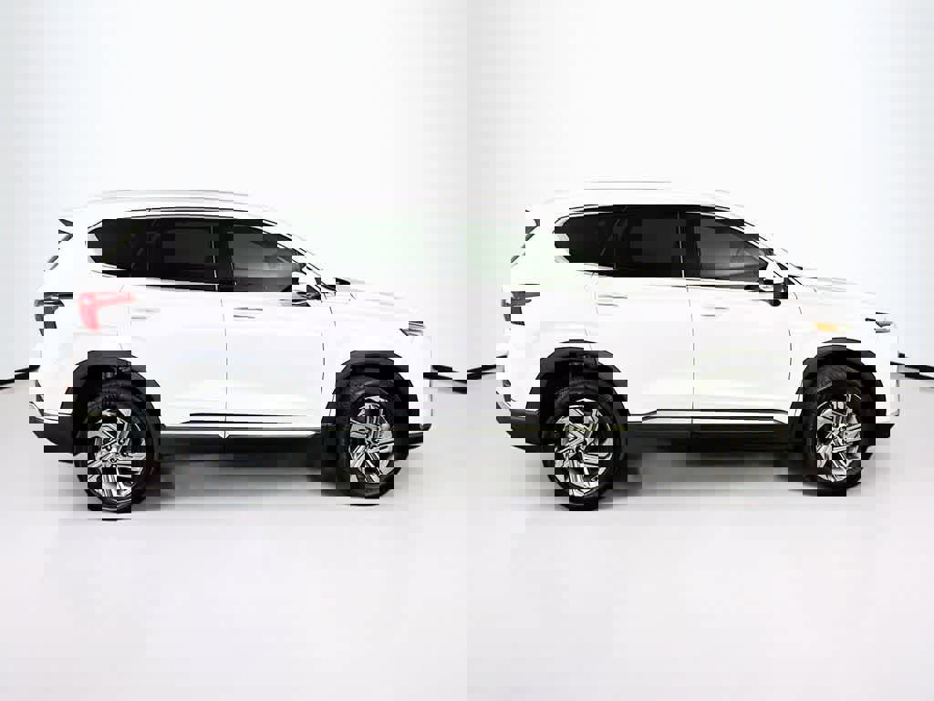 Used 2021 Hyundai Santa Fe SEL w/ Convenience Package image 6