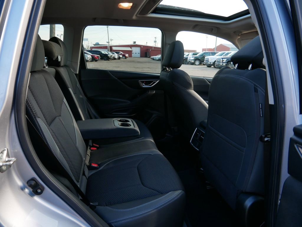 Used 2020 Subaru Forester Premium AWD/4WD image 9