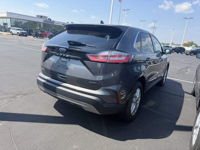 Certified 2023 Ford Edge SEL w/ Convenience Package AWD/4WD image 2
