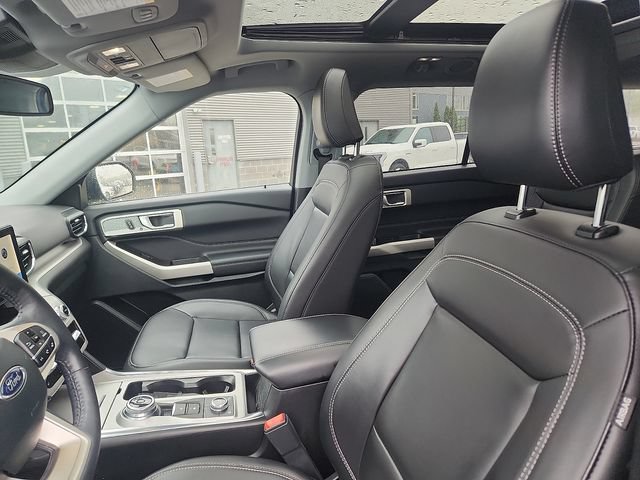 Certified 2023 Ford Explorer XLT w/ Equipment Group 202A AWD/4WD image 22