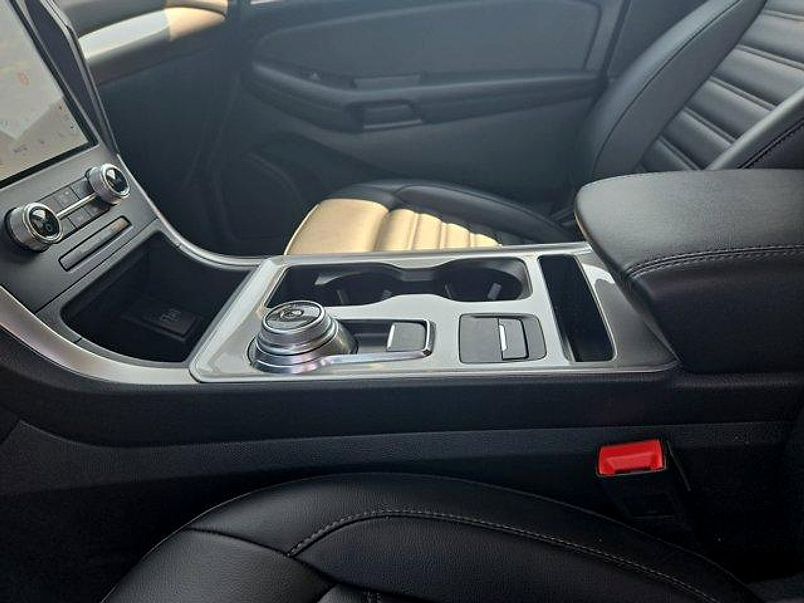 Certified 2023 Ford Edge SEL w/ Convenience Package AWD/4WD image 22