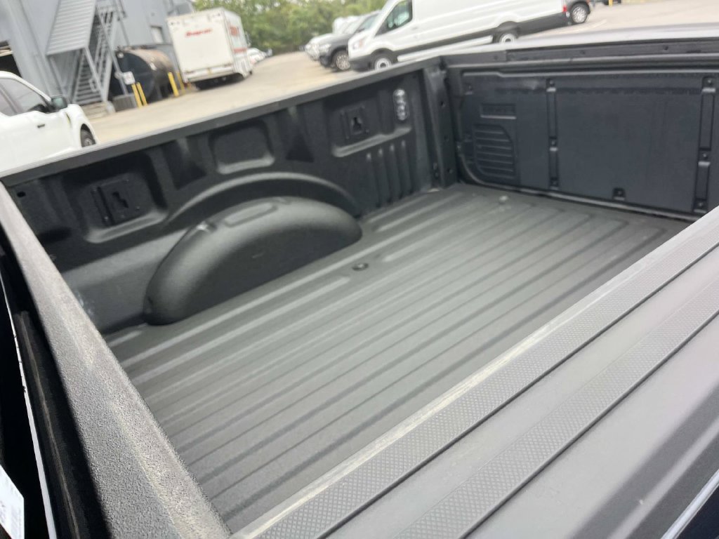 Certified 2022 Ford F150 Platinum w/ Equipment Group 701A High AWD/4WD image 12