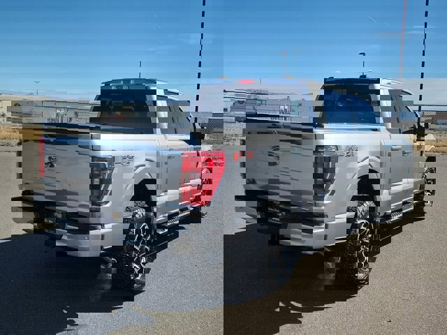 Certified 2021 Ford F150 XLT w/ Equipment Group 302A High image 3